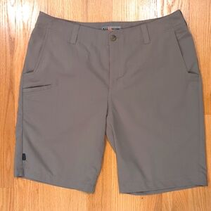 5.11 Tactical 10" Dart Shorts size 36